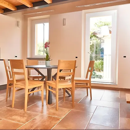 Spacious In The Center Of Bedero - Lejlighed *