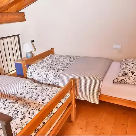 Spacious In The Center Of Bedero - Lejlighed