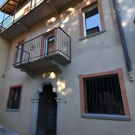 Spacious In The Center Of Bedero - Lejlighed Brezzo